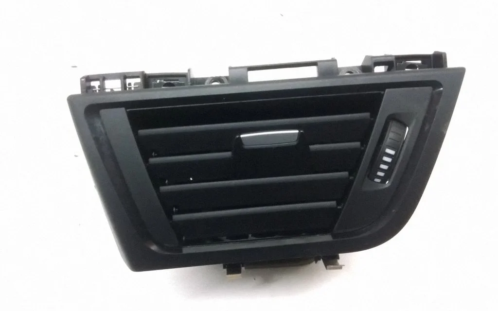 Dashboard side air vent grill/cover trim – BMW 3 Series GT F34 (2013-2017)