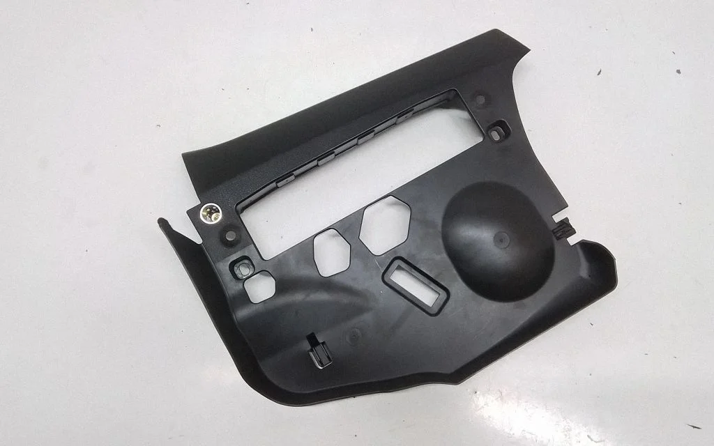 Armatuurlaua alumine viimistluspaneel – BMW 3-seeria GT F34 (2013-2017)