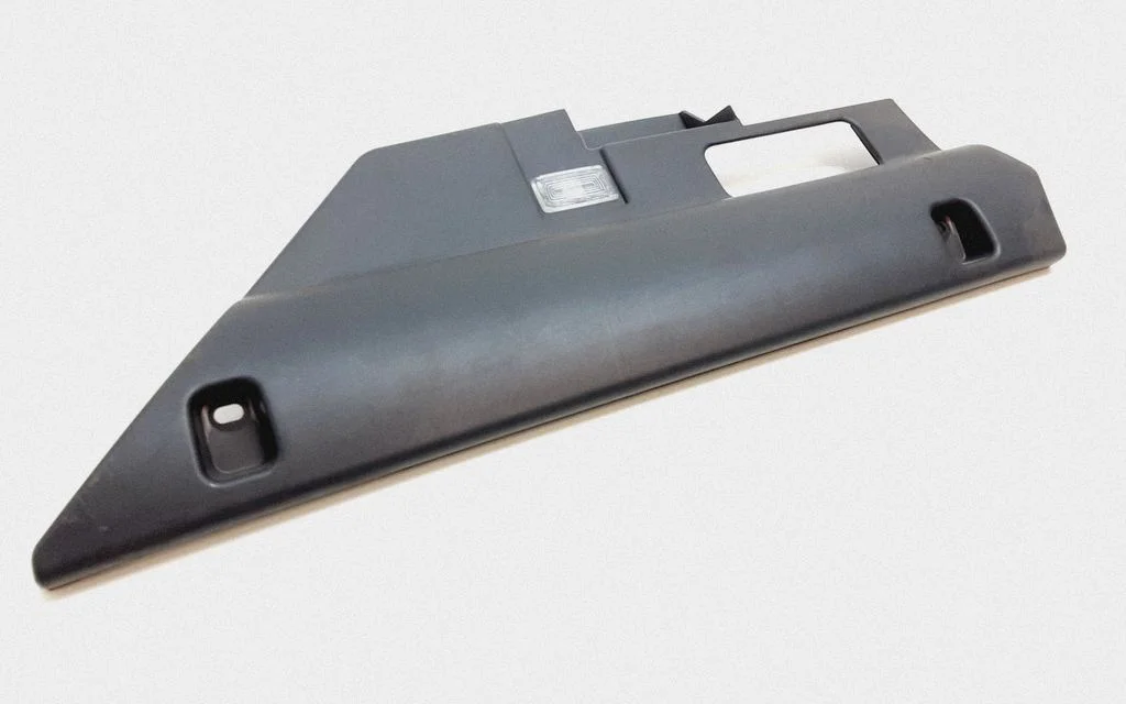 Dashboard lower bottom trim panel – Volvo XC60 (2009-2013)