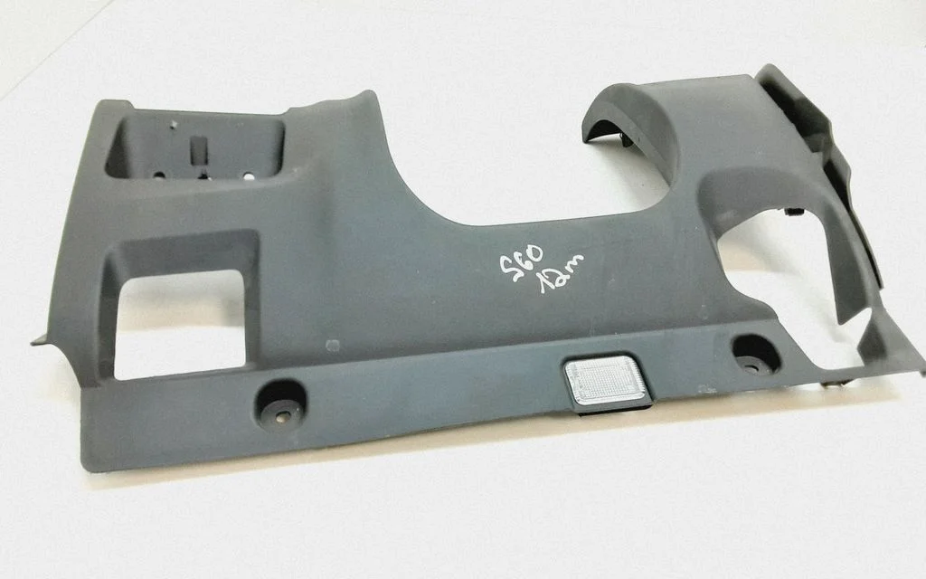 Armatuurlaua alumine viimistluspaneel – Volvo S60 (2011-2013)