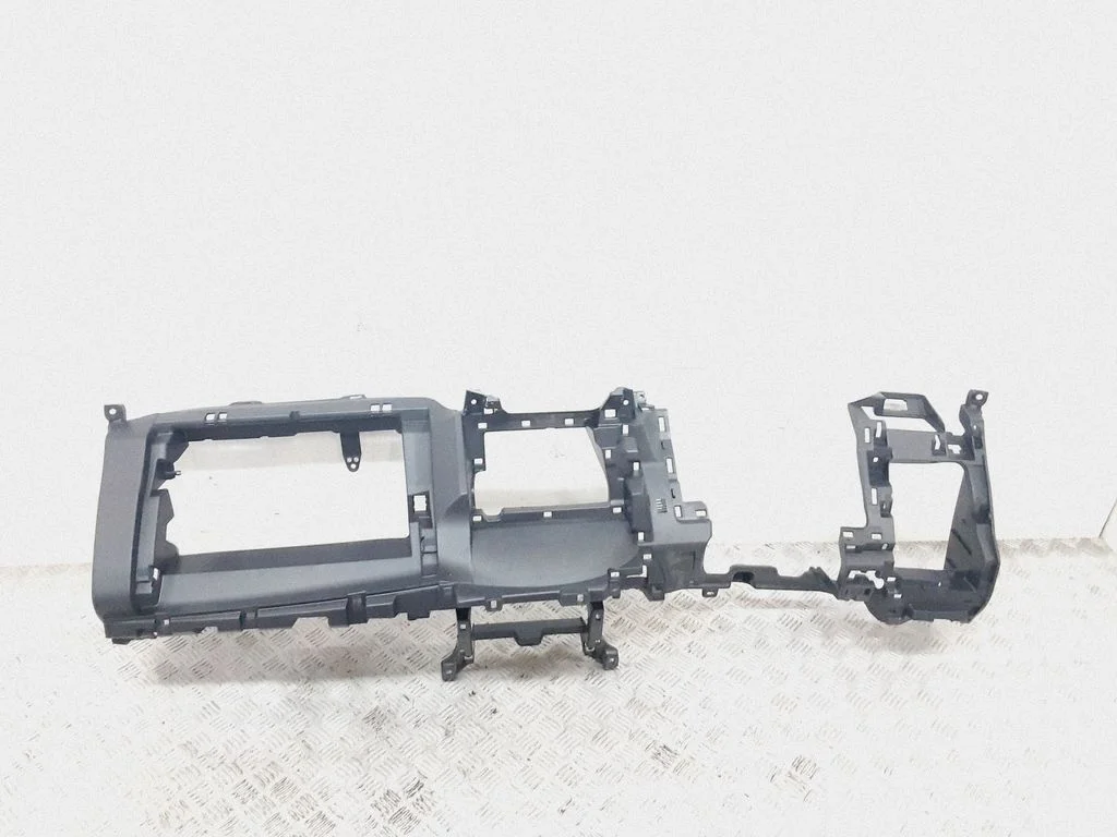 Armatuurlaua alumine viimistluspaneel – Toyota RAV 4 (XA40) (2012-2018)