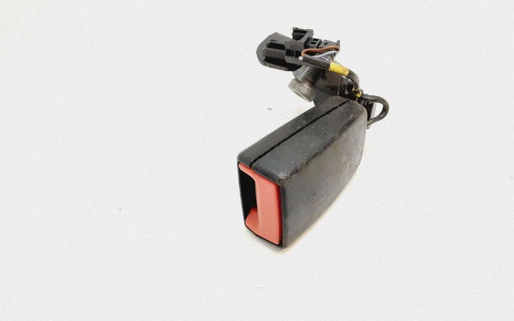 Rear seatbelt buckle – Mercedes-Benz GLC-Class C253 (2016-)
