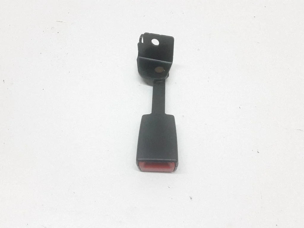 Rear seatbelt buckle – BMW 7 Series F01 F02 F03 F04 (2008-2016)