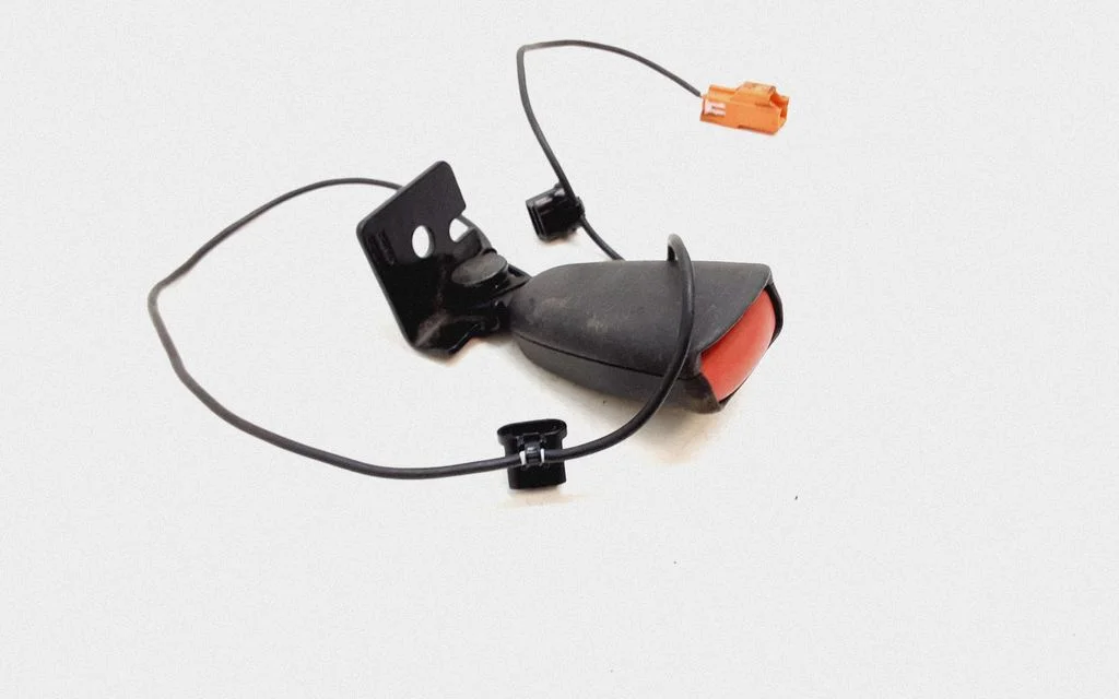 Rear seatbelt buckle – Volvo C30 (2010-2013)