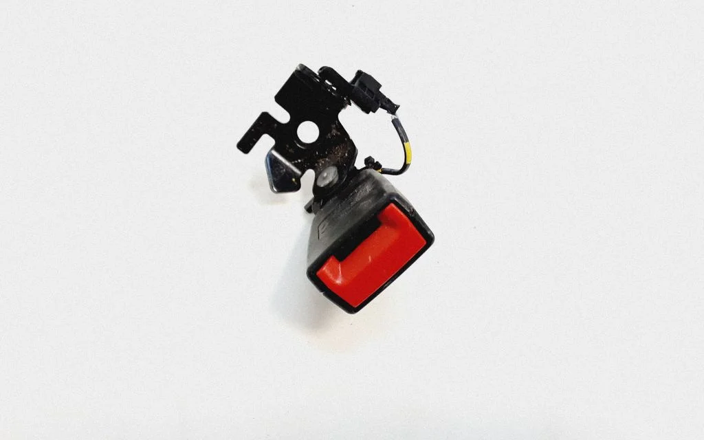Rear seatbelt buckle – Mercedes-Benz GLC-Class C253 (2016-)