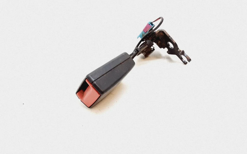 Rear seatbelt buckle – Volvo XC60 (2009-2013)
