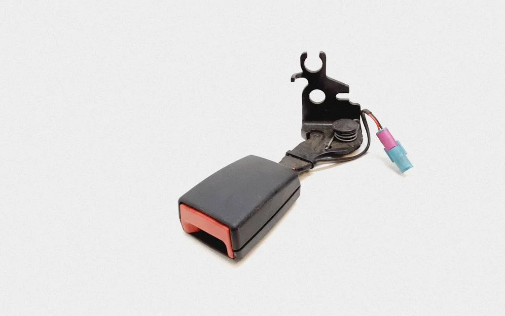 Rear seatbelt buckle – Volvo XC60 (2009-2013)