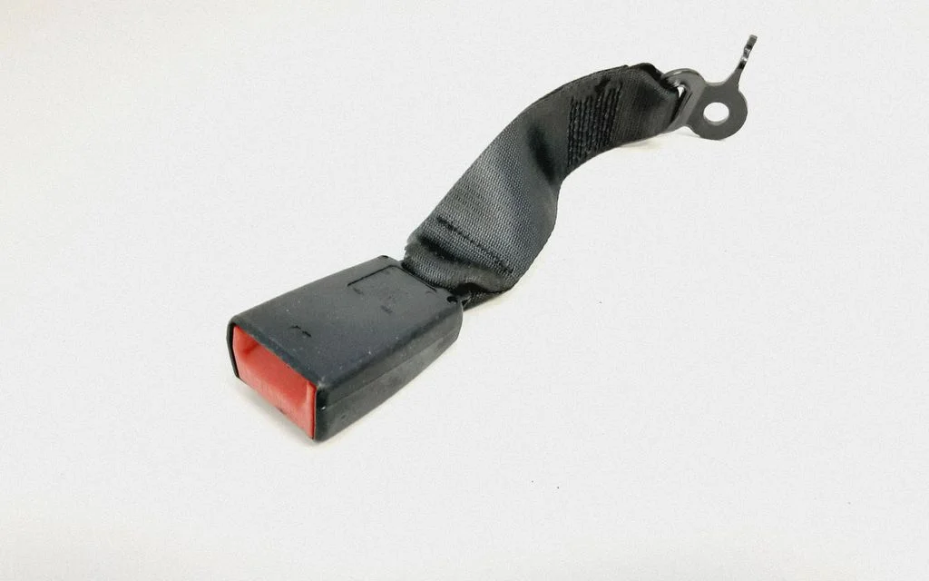 Rear seatbelt buckle – BMW 7 Series F01 F02 F03 F04 (2008-2016)