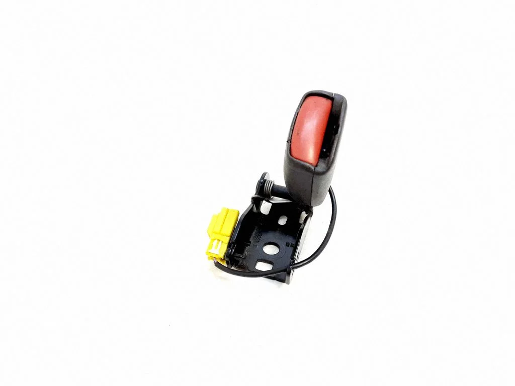 Rear seatbelt buckle – Volvo V70 (2005-2008)