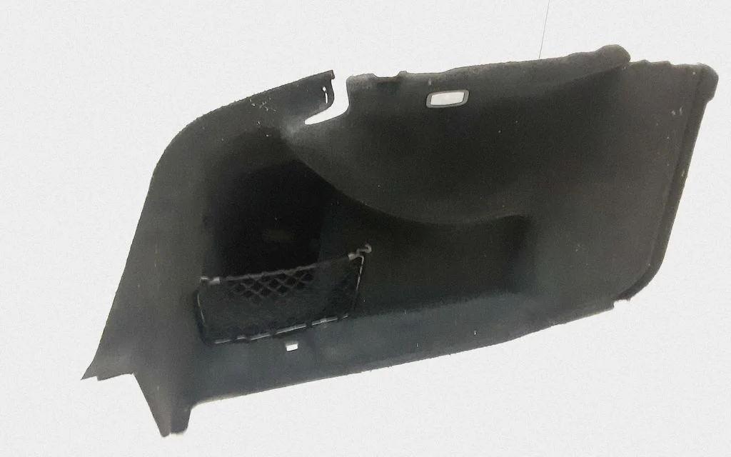 Boczny panel tapicerki bagażnika A2176900341