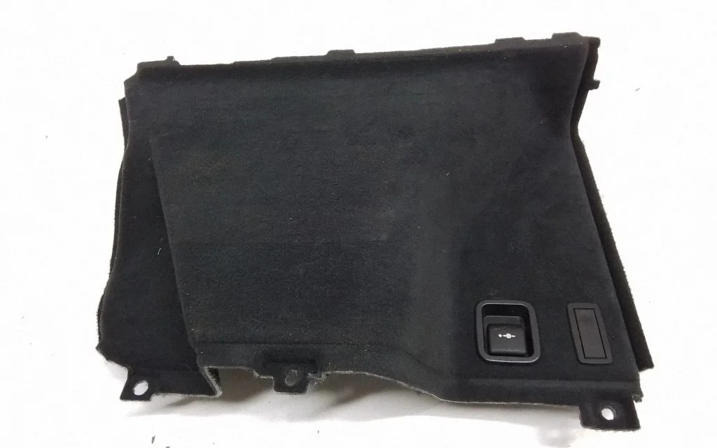 Trunk/boot side trim panel 7325339