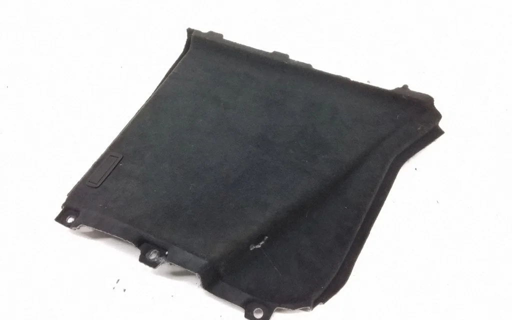 Trunk/boot side trim panel 7325340