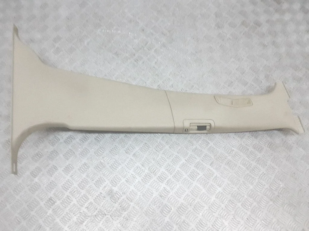 (B) pillar trim (top) – Volvo XC60 (2009-2013)