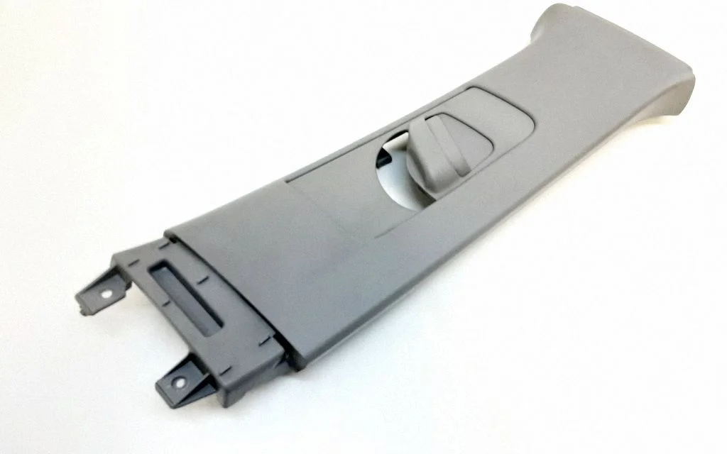 (B) piilari kate (ülemine) – Toyota RAV 4 (XA30) (2006-2016)