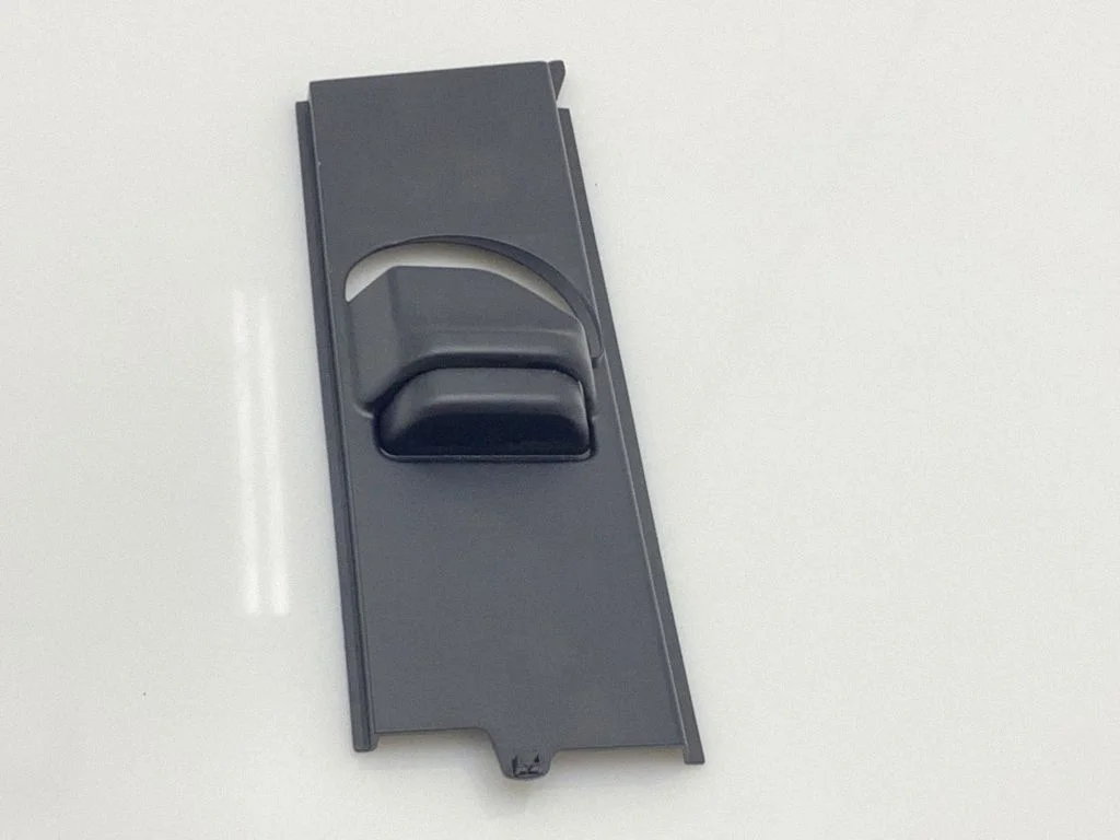 (B) pillar trim (top) A1668681600 – Mercedes-Benz ML-Class W166 (2012-2017)