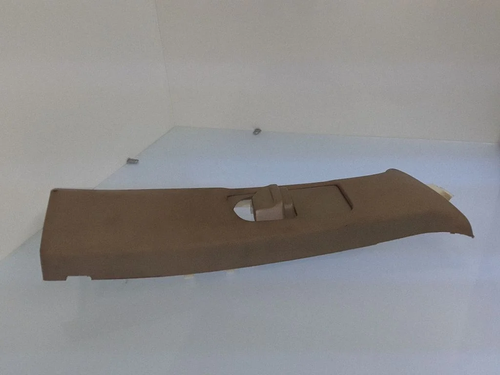 (B) pillar trim (top) A1666900425 – Mercedes-Benz ML-Class W166 (2012-2017)
