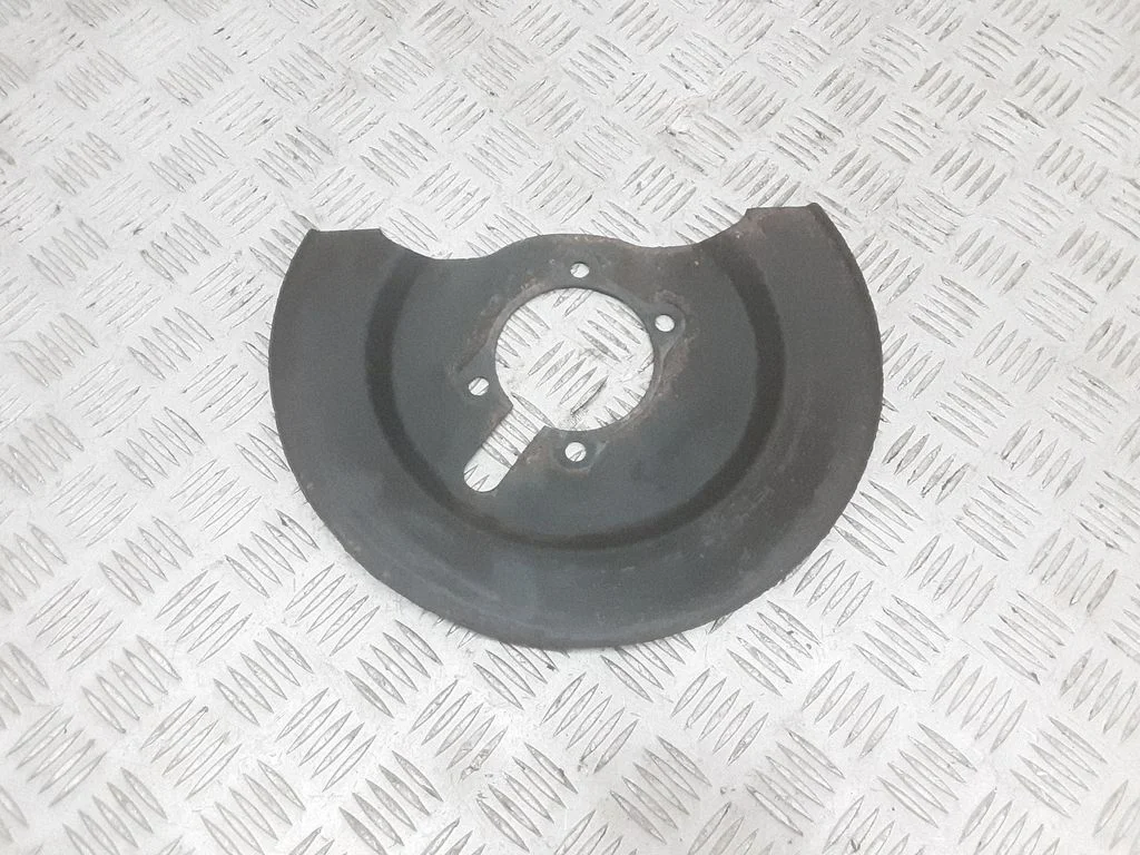 Tagumise piduriketta tolmukaitse – Dodge Grand Caravan (2008-2020), tagumine vasak
