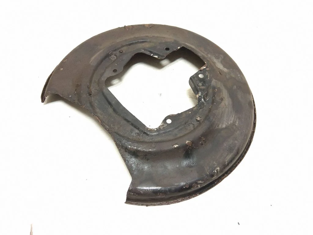 Rear brake disc plate dust cover – Volvo V70 (2000-2004)
