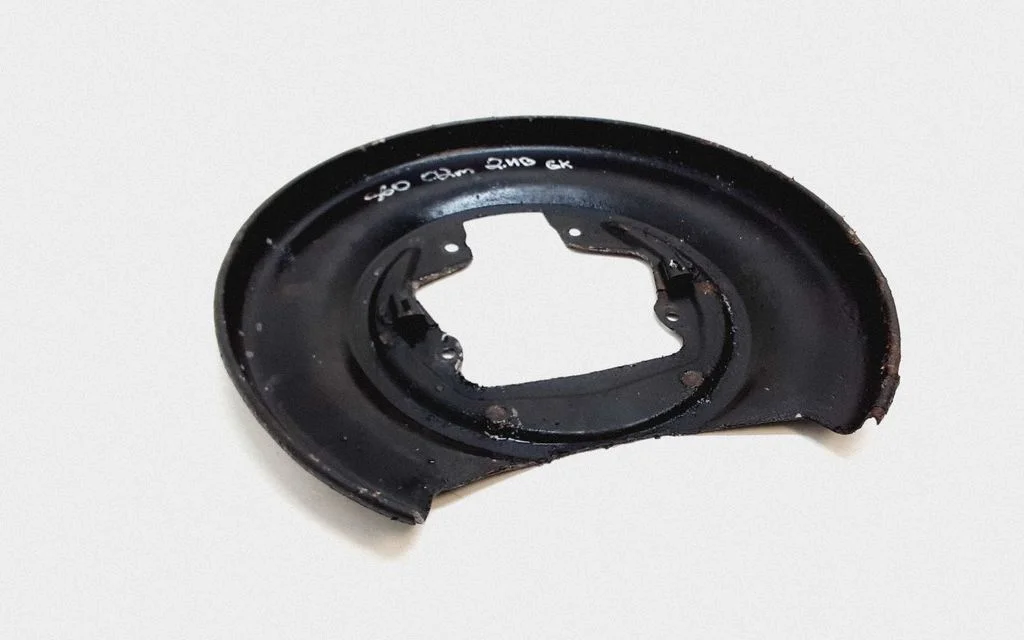 Rear brake disc plate dust cover – Volvo S60 (2001-2004)