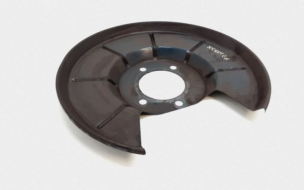 Rear brake disc plate dust cover – Volvo XC60 (2009-2013)