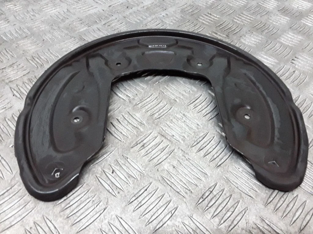 Rear brake disc plate dust cover – Mercedes-Benz GLC-Class C253 (2016-)