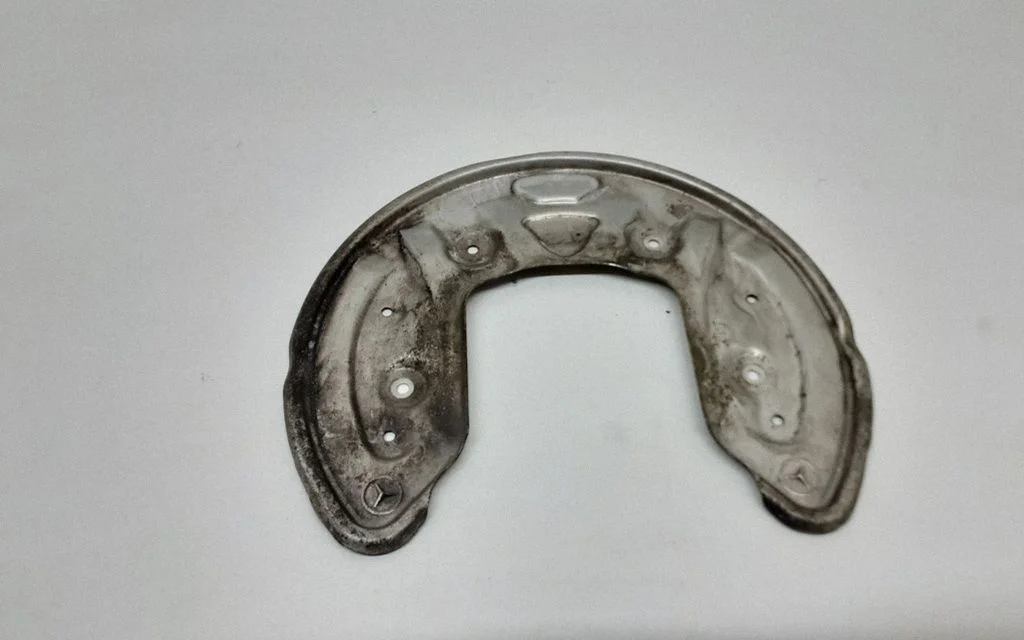 Rear brake disc plate dust cover – Mercedes-Benz C-Class W205 (2014-2021)