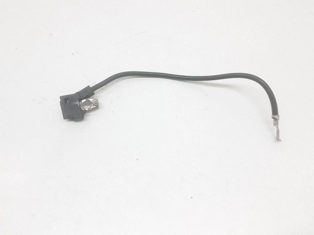 Miinusjuhe (aku) – BMW 7-seeria F01 F02 F03 F04 (2008-2016)
