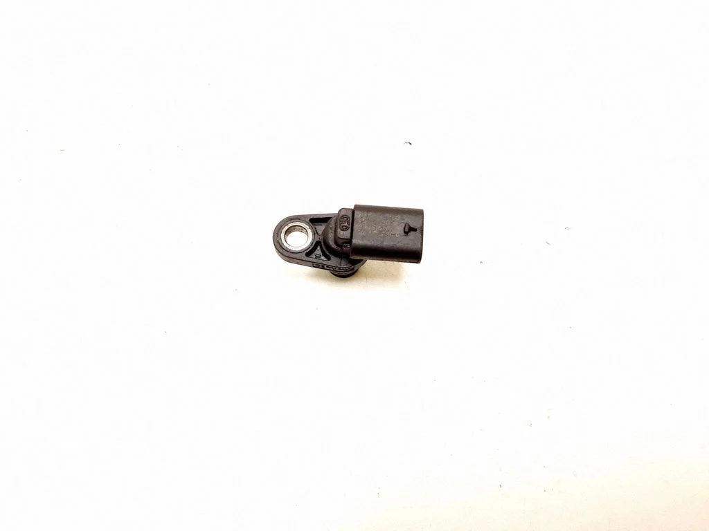 Camshaft position sensor A2709050400