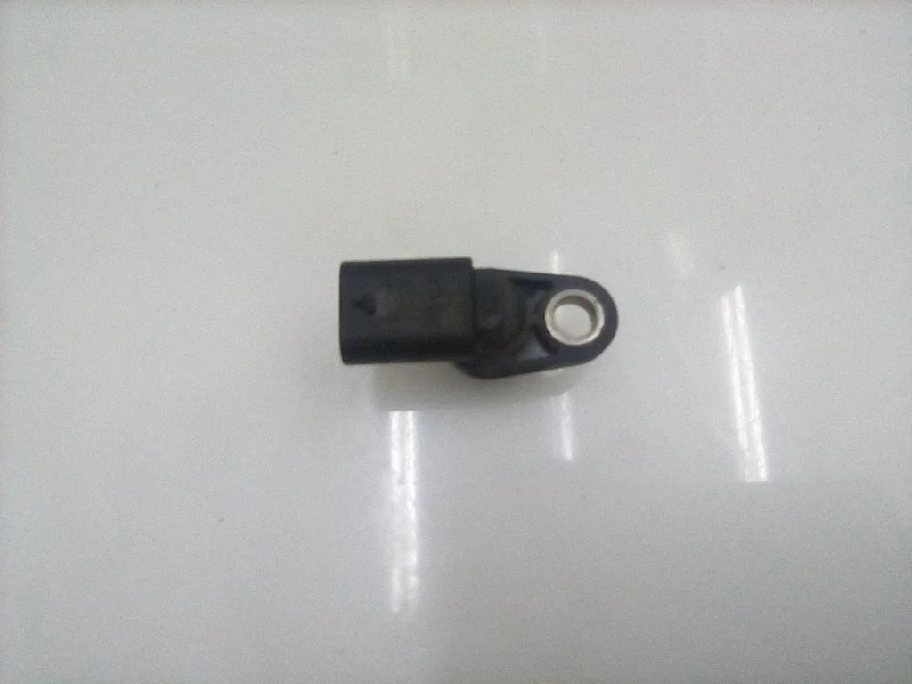 Camshaft position sensor A2709050400