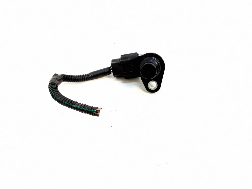 Camshaft position sensor – Volvo V50 (2004-2007)