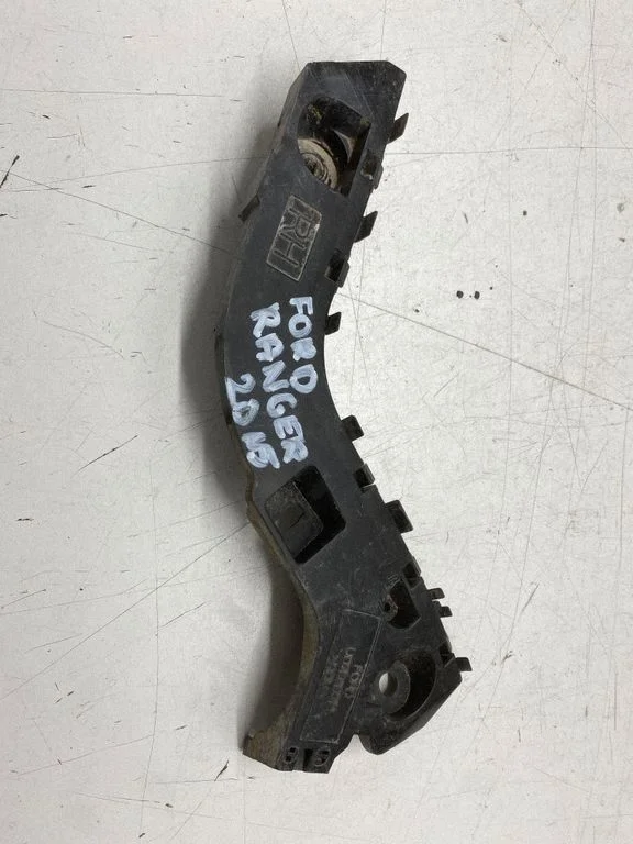 Esistange kinnitusklamber – Ford Ranger (2012-2018)