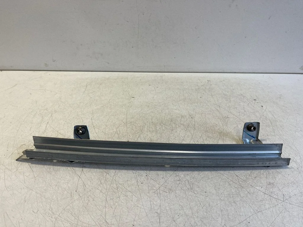 Tagaukse klaasi juhtsiin – Ford Ranger IV (2022-)