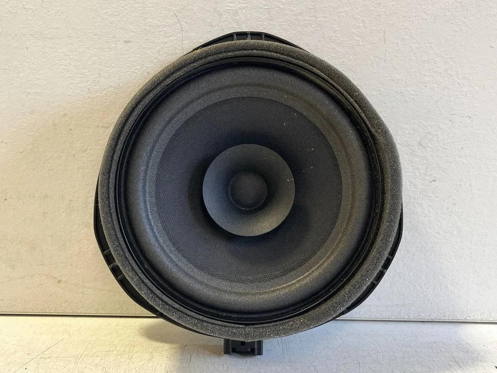 Rear door speaker KB3T18808GB