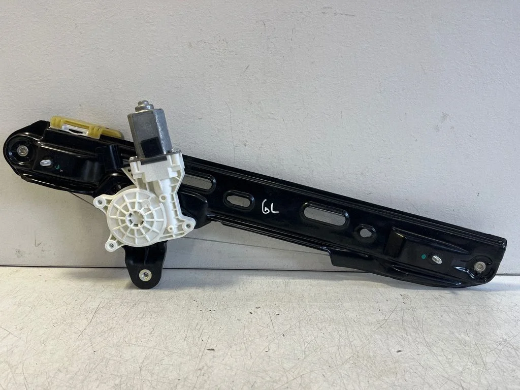 Rear door window regulator with motor N1WBE27001BC