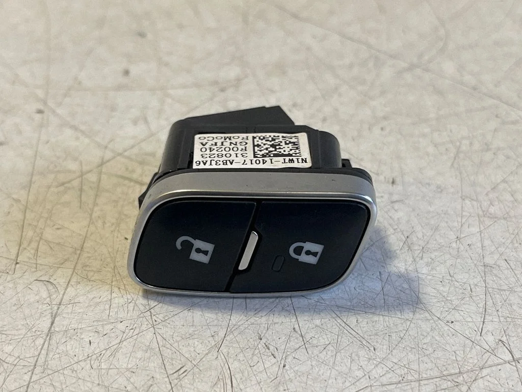 Central locking switch button – Ford Ranger IV (2022-)