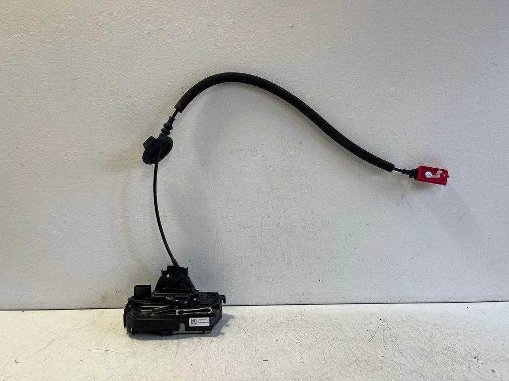 Rear door lock N1WAE26412GF