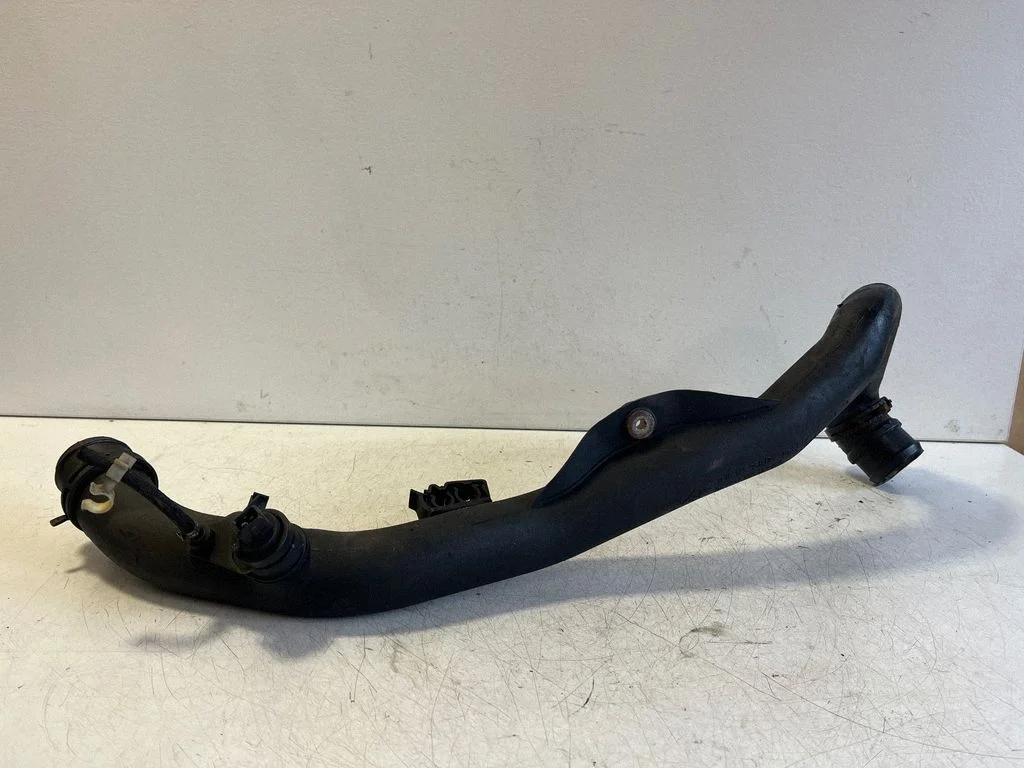 Intercooler hose/pipe 7M0145955G