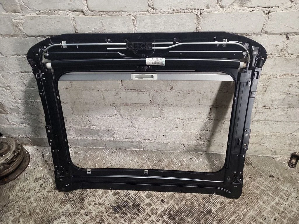 Sunroof frame – Audi A4 S4 B8 8K (2008-2015)