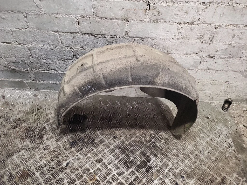 Tagumine poritiivakate – Audi A4 S4 B7 8E 8H (2005-2008)