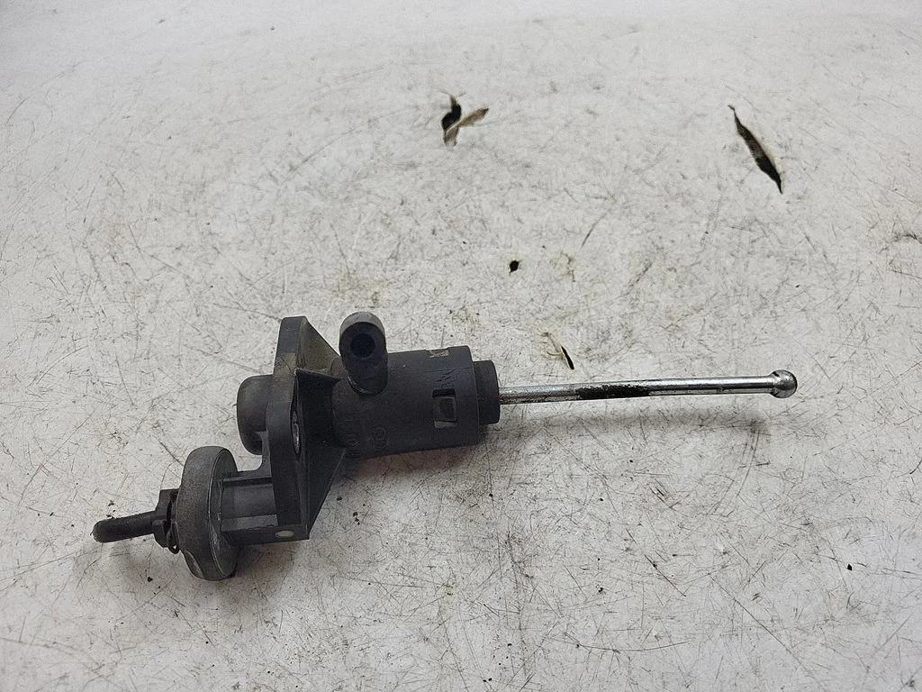 Siduri peasilinder – Audi A4 S4 B7 8E 8H (2005-2008)