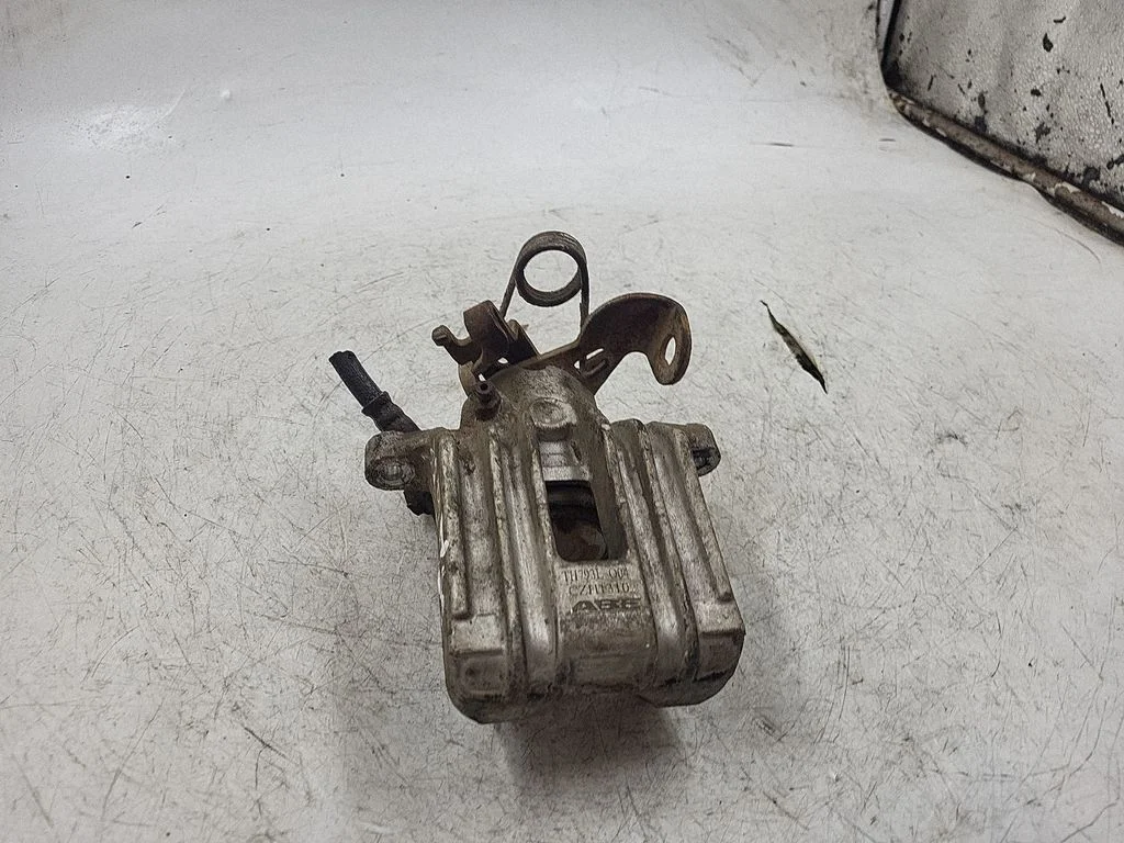 Tagumine pidurisadul 1117931