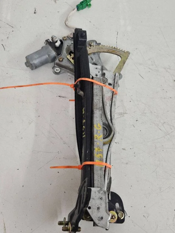 Rear door window regulator with motor 407280