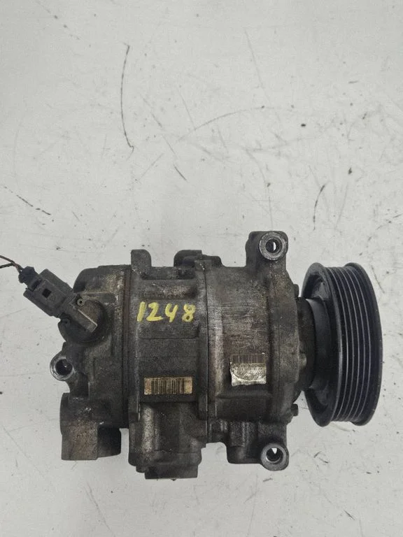 Kliimakompressor (pump) – Audi A4 S4 B7 8E 8H (2005-2008)