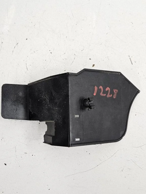 Battery box tray cover/lid – Opel Signum (2003-2008)