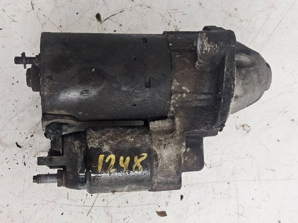 Starter motor 1005831376