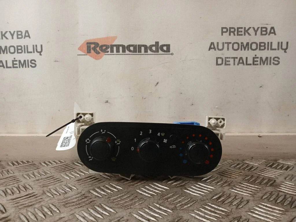 Climate control unit 1093050