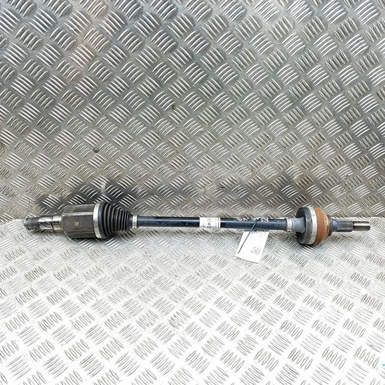 Półoś tylna 104416800A