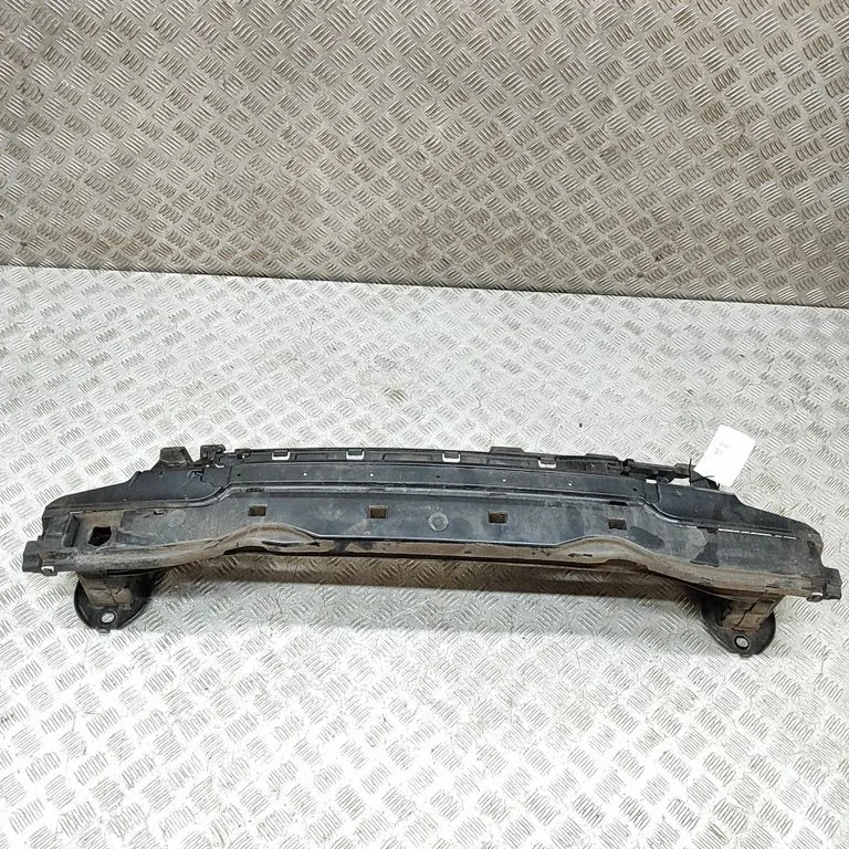 Aizmugurējā bufera šķērssija 7184769