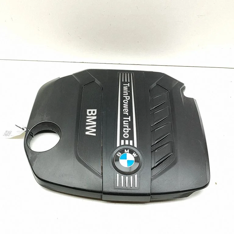 Dzinēja pārsegs (apdare) – BMW 2. sērija F22 F23 (2013-2017)