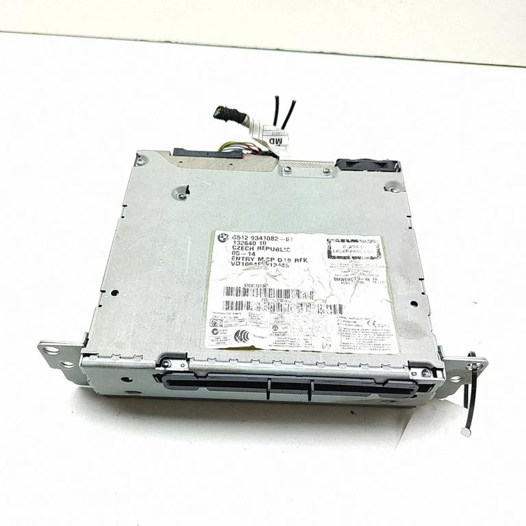 Radio/CD/DVD atskaņotājs/navigācija 9341082
